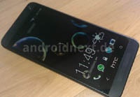 HTC One Mini появился на свежих фотографиях