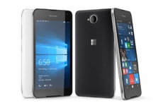 На Microsoft Lumia 650 появилась разблокировка двойным тапом