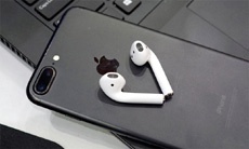 По данным исследования, 98% владельцев AirPods довольны наушниками