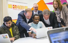 Google обеспечит беженцев «хромбуками»