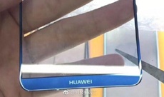 Фронтальная панель Huawei Mate 10 Pro на фото