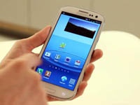 Samsung Galaxy S3 без поддержки LTE не получит Android 4.4 KitKat