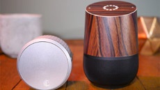 Google выпустит "умную" колонку с экраном