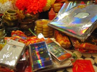 Жители Китая сжигают «устройства» Apple