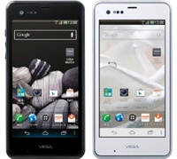 Смартфон Pantech Vega Q во влагозащищённом корпусе