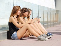 Студенты страдают зависимостью от смартфонов