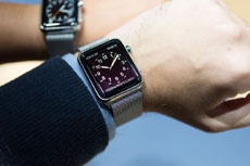 Как правильно чистить Apple Watch и ремешки для смарт-часов
