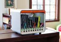 Поступила в продажу зарядка для мобильных устройств “10 в 1″