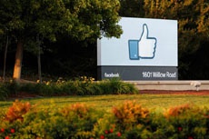 Facebook начал отслеживать всех пользователей интернета