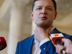 В депутати привів internet