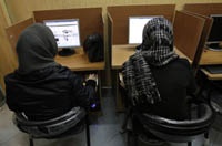 В Иране запретили общение мужчин с женщинами в интернете