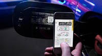 QR-коды на машинах Mercedes – быстрая помощь спасателям