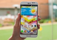LG продолжает «троллить» Galaxy S4