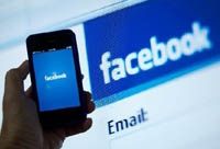 Facebook утроит долю на глобальном рынке мобильной рекламы в 2013 году