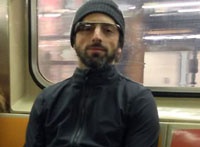 Глава Google тестирует очки-компьютер в нью-йоркском метро