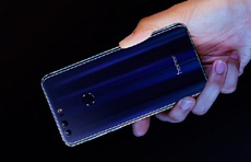 Huawei представила новый смартфон Honor 8