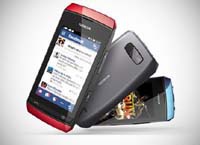 Nokia Asha 305 признали лучшим среди телефонов начального уровня