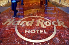 Сети отелей Hard Rock и Loews стали жертвами утечки данных