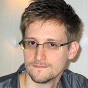 Сноуден прошел хакерские курсы в АНБ США