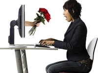 Познакомился с девушкой в сети, потом ограбил...