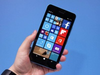 Microsoft Lumia 640 XL поддерживает беспроводную зарядку