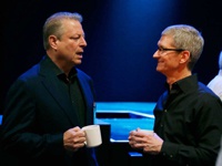 Бывший вице-президент США Альберт Гор продал акции Apple на сумму $29,5 млн