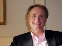 Новый роман Дэна Брауна "Утраченный Символ"  порвал интернет-магазины