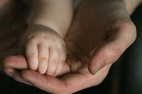 Аферисты снимают деньги, которые собирают на лечение детей