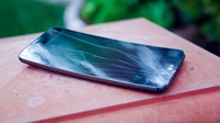Дроп-тест изогнутого смартфона LG G Flex