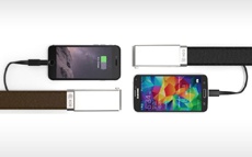 Будущее носимой электроники: британцы разработали ремень с аккумулятором для зарядки смартфонов