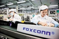 Прибыль Foxconn упала впервые за три года