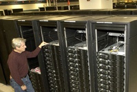 Первый в мире петафлопсовый суперкомпьютер отправили «в отставку»