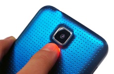 Samsung запретили рекламировать Galaxy S5 как медицинское устройство