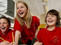 Кто в сети дурит юных британцев