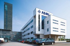 ASML увеличила продажи на треть
