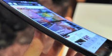 Изогнутый смартфон LG G Flex оценили в $940