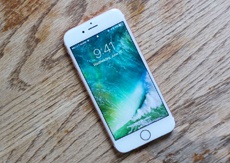 Пользователи iPhone не могут совершать и принимать звонки из-за сбоя приложения «Телефон»