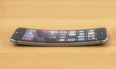 Apple получила патент на iPhone, который можно сгибать и скручивать
