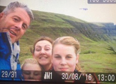 В сети начали поиски семейства с «потерянного» селфи