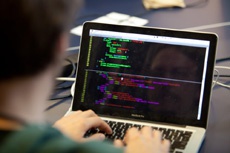 Обиженный программист заблокировал установку тысяч проектов с открытыми исходниками