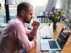 На фоне кризиса онлайн-торговля показала хорошее развитие