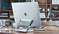 Спрос на «убийцу» iMac от Microsoft превысил все ожидания