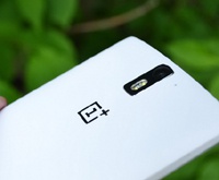 Владельцы OnePlus One остались без Lollipop: релиз Oxygen OS перенесен