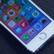 13% пользователей обновились до iOS 7.0.6 за 48 часов