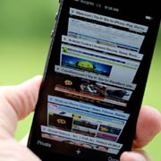 Apple обучает пользователей новым возможностям iOS 7