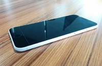 Макет iPhone 6 засняли на видео