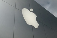 Apple вернулась в десятку самых популярных брендов