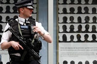 В Великобритании многодетную мать осудили за пропаганду терроризма в Facebook