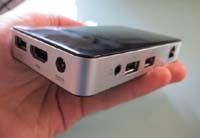 Создан компьютер размером с ладонь человека