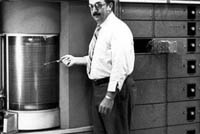 Как выглядел первый жетский диск